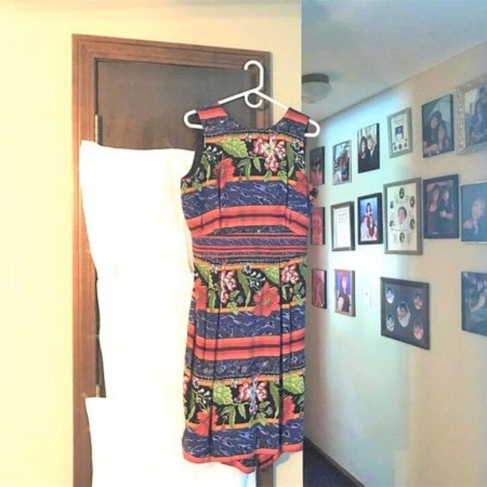 Flowery Keyhole Back Sundress